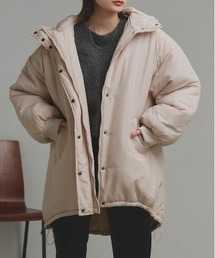 レディースのマウンテンパーカー（ベージュ系・フードなし