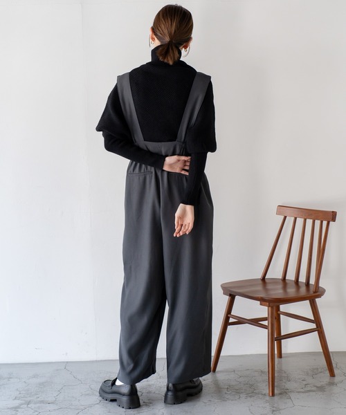 VitaFelice(ヴィータフェリーチェ)の「サロペット ツイル風 ハイウエスト ワイドパンツ(サロペット/オーバーオール・レディース・ブラック/グレー・FREE)」の9枚目の写真