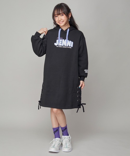 SISTER JENNI(SISTER JENNI)の「裏起毛すそレースアップパーカーワンピ(ワンピース・キッズ・ブラック/サックスブルー・140cm/130cm/150cm/160cm)」の5枚目の写真