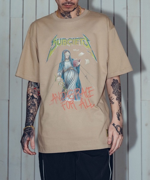 Subciety（サブサエティ）の「GRACE TEE（Tシャツ/カットソー・メンズ・ブラック/アッシュ/ホワイト/サンドベージュ・SMALL/MEDIUM/LARGE/X-LARGE/XX-LARGE）」の4枚目の写真