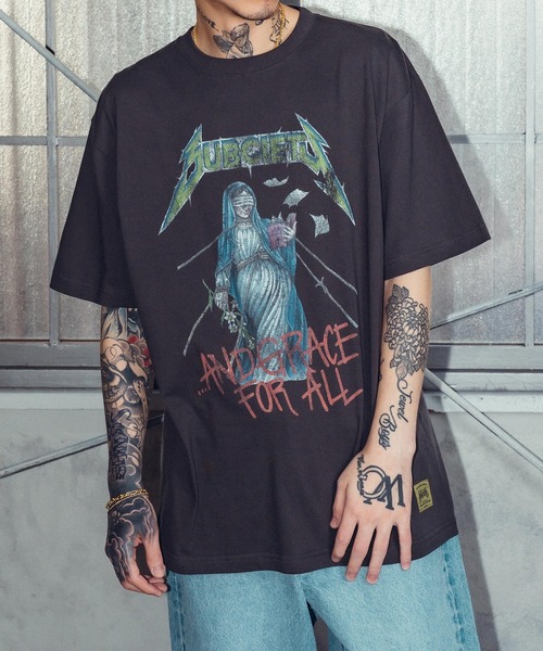 Subciety（サブサエティ）の「GRACE TEE（Tシャツ/カットソー・メンズ・ブラック/アッシュ/ホワイト/サンドベージュ・SMALL/MEDIUM/LARGE/X-LARGE/XX-LARGE）」の2枚目の写真