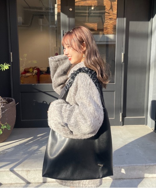 mellowneon(メロウネオン)の「ハンドルギャザーA4合皮トートバッグ(トートバッグ・レディース・ブラック/ベージュ/アイボリー・FREE)」の20枚目の写真