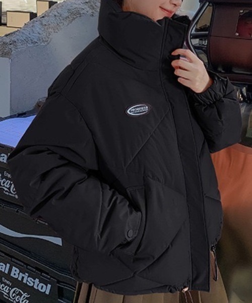 wears（ウェアーズ）の「ワンポイントオーバーサイズ中綿ブルゾン（ブルゾン・レディース・グレイッシュベージュ/ブラック/アイボリー・FREE）」の2枚目の写真