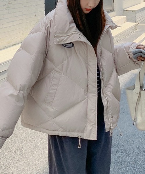 wears（ウェアーズ）の「ワンポイントオーバーサイズ中綿ブルゾン（ブルゾン・レディース・グレイッシュベージュ/ブラック/アイボリー・FREE）」の4枚目の写真