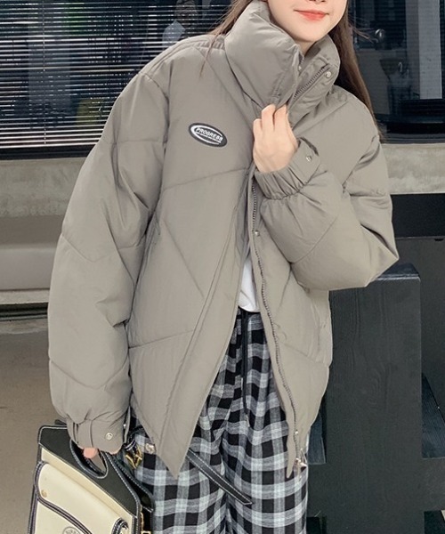 wears（ウェアーズ）の「ワンポイントオーバーサイズ中綿ブルゾン（ブルゾン・レディース・グレイッシュベージュ/ブラック/アイボリー・FREE）」の9枚目の写真