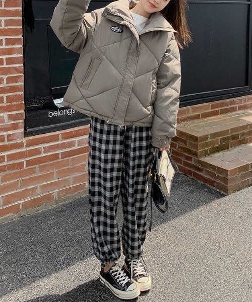 wears（ウェアーズ）の「ワンポイントオーバーサイズ中綿ブルゾン（ブルゾン・レディース・グレイッシュベージュ/ブラック/アイボリー・FREE）」の13枚目の写真