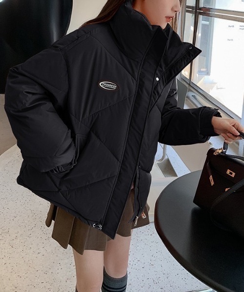 wears（ウェアーズ）の「ワンポイントオーバーサイズ中綿ブルゾン（ブルゾン・レディース・グレイッシュベージュ/ブラック/アイボリー・FREE）」の15枚目の写真