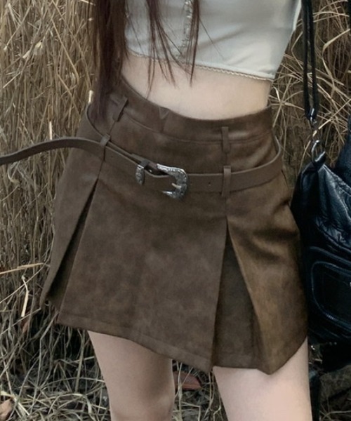 Vipoa（ヴィポア）の「ヴィンテージフェイクレザーボックスプリーツスカート（スカート・レディース・ブラウン/グレー系その他・LARGE/MEDIUM）」の7枚目の写真