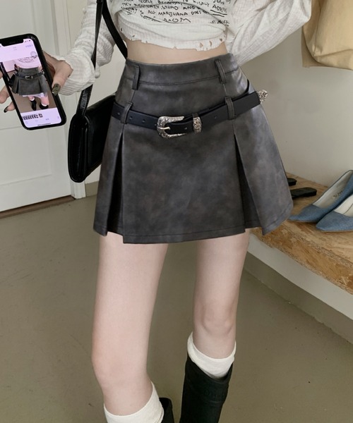 Vipoa（ヴィポア）の「ヴィンテージフェイクレザーボックスプリーツスカート（スカート・レディース・ブラウン/グレー系その他・LARGE/MEDIUM）」の22枚目の写真