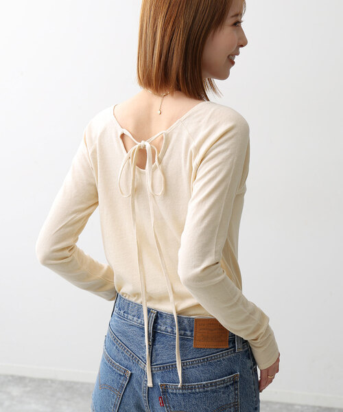 SLOBE IENA(スローブイエナ)の「ネックリボン2WAY ロンTEE(Tシャツ/カットソー・レディース・ブラック/ベージュ・FREE)」の2枚目の写真