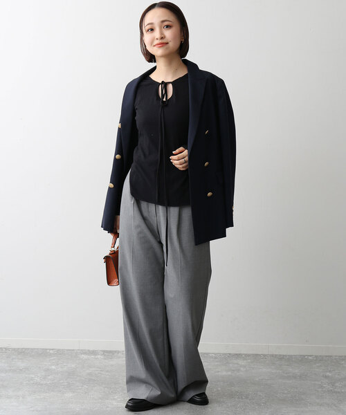 SLOBE IENA(スローブイエナ)の「ネックリボン2WAY ロンTEE(Tシャツ/カットソー・レディース・ブラック/ベージュ・FREE)」の4枚目の写真