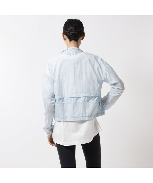 Reebok(リーボック)の「ランニング ウーブン ジャケット / Running Woven Jacket(ナイロンジャケット・レディース・ライトブルー・LARGE/MEDIUM/XX-LARGE/X-LARGE/X-SMALL/SMALL)」の3枚目の写真
