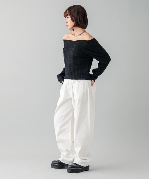 X-girl（エックスガール）の「2WAY SHOULDER TOP（Tシャツ/カットソー・レディース・ホワイト/ブラック・M/S）」の13枚目の写真