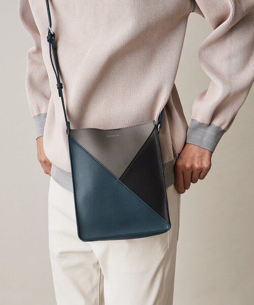 THE SHOP TK （ザ ショップ ティーケー ）の「◆パネルラインBOXショルダーバッグ（ショルダーバッグ・メンズ・ブラック/ブラック系4/モスグリーン系4・00）」の5枚目の写真