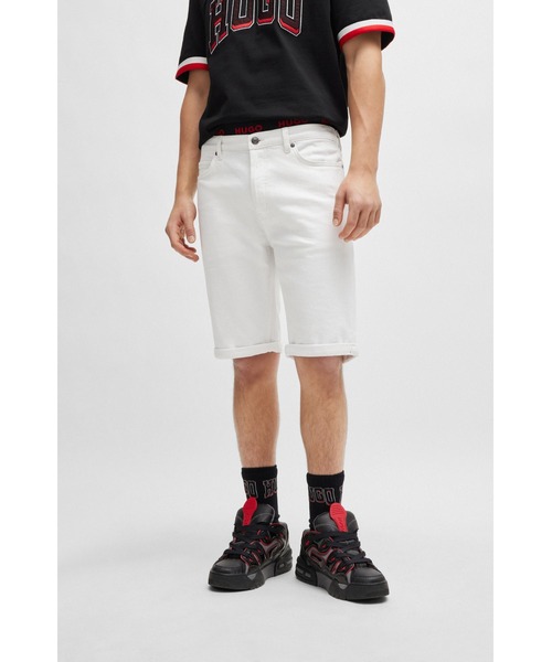 ホワイト ストレッチデニム テーパードフィット ショートパンツ