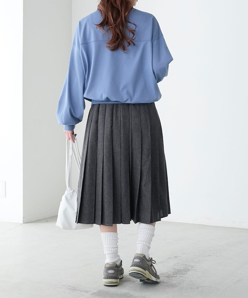 BONLECILL(ボンルシール)の「ハーフジップロゴ刺繍丸襟プルオーバー(Tシャツ/カットソー・レディース・ブルー/レッド/オートミール/チャコールグレー・FREE)」の9枚目の写真