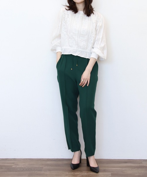 Jines(ジネス)の「ドライタッチテーパードパンツ(その他パンツ・レディース・グリーン/ベージュ/ベージュ系その他/ブラック・38)」の6枚目の写真