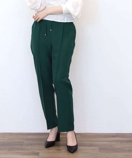 Jines(ジネス)の「ドライタッチテーパードパンツ(その他パンツ・レディース・グリーン/ベージュ/ベージュ系その他/ブラック・38)」の8枚目の写真