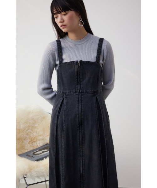 AZUL by moussy（アズールバイマウジー）の「フロントジップデニムジャンパースカート（ジャンパースカート・レディース・ワンウォッシュ/ライトブラック・SMALL/MEDIUM）」の5枚目の写真