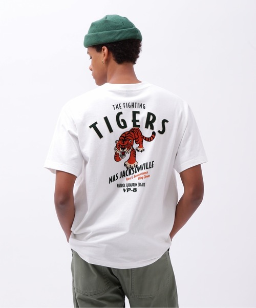 FLOCKY PRINT T-SHIRT VP-8 / フロッキープリント Tシャツ VP-8 / AVIREX / アヴィレックス（Tシャツ/カットソー）｜AVIREX（アヴィレックス）