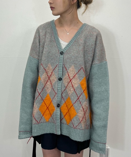 shesame(シーセム)の「アーガイルニットカーディガン(カーディガン/ボレロ・レディース・サックスブルー/ブラウン・MEDIUM/LARGE)」の7枚目の写真