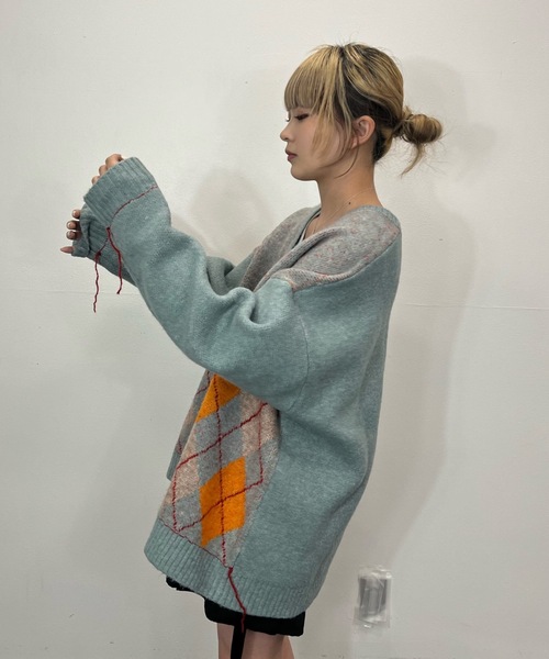 shesame(シーセム)の「アーガイルニットカーディガン(カーディガン/ボレロ・レディース・サックスブルー/ブラウン・MEDIUM/LARGE)」の5枚目の写真