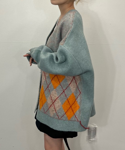 shesame(シーセム)の「アーガイルニットカーディガン(カーディガン/ボレロ・レディース・サックスブルー/ブラウン・MEDIUM/LARGE)」の9枚目の写真