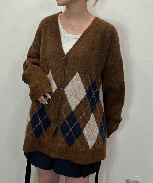 shesame(シーセム)の「アーガイルニットカーディガン(カーディガン/ボレロ・レディース・サックスブルー/ブラウン・MEDIUM/LARGE)」の11枚目の写真