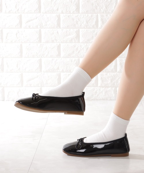Lace Ladies（レースレディース）の「スクエアトゥ リボン付き フラット バレエ パンプス（バレエシューズ・レディース・ブラウン/レッド/ブラック/アイボリー・22.5/23/23.5/24/24.5/ 25）」の7枚目の写真