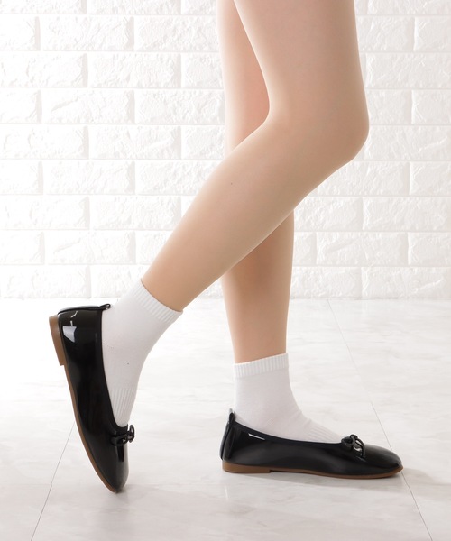 Lace Ladies（レースレディース）の「スクエアトゥ リボン付き フラット バレエ パンプス（バレエシューズ・レディース・ブラウン/レッド/ブラック/アイボリー・22.5/23/23.5/24/24.5/ 25）」の10枚目の写真