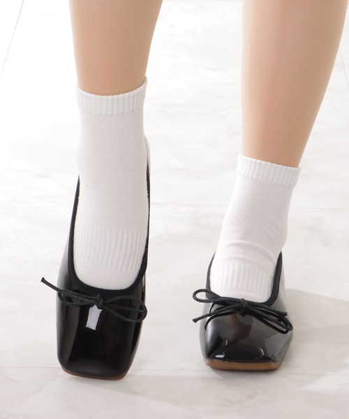 Lace Ladies（レースレディース）の「スクエアトゥ リボン付き フラット バレエ パンプス（バレエシューズ・レディース・ブラウン/レッド/ブラック/アイボリー・22.5/23/23.5/24/24.5/ 25）」の12枚目の写真