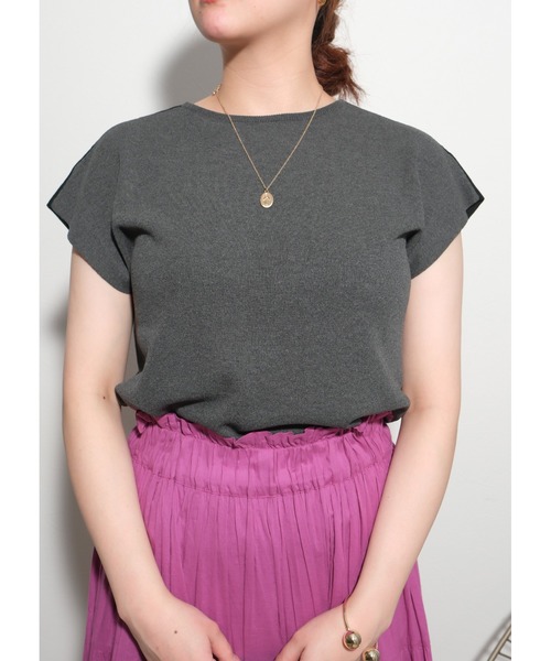 palm RICHE（ポームリシュ）の「バイカラーニットTOPS（Tシャツ/カットソー・レディース・チャコールグレー/ブラック/オフホワイト・M）」の12枚目の写真