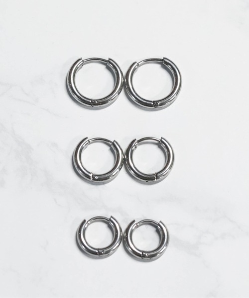 ANARKH(アナンケ)の「【Wc】【it】【ANARKH(アナンケ)】ステンレス フープピアス(ピアス(両耳用)・レディース・シルバー・SMALL/MEDIUM/LARGE)」の1枚目の写真