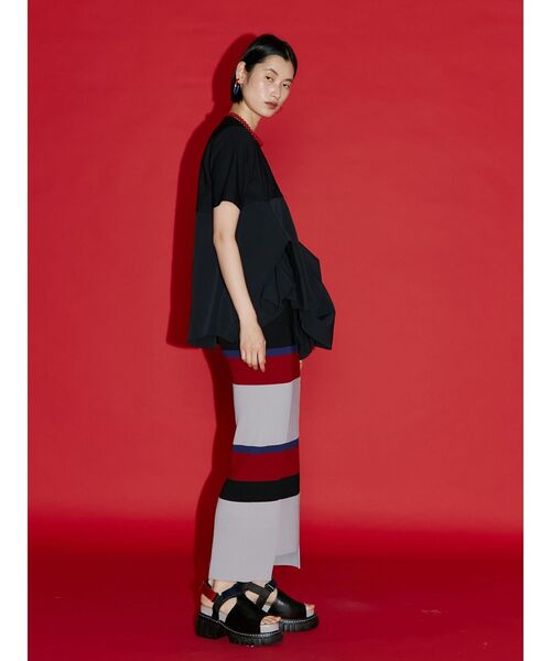 UN3D.(アンスリード)の「マルチボーダーニットスカート(スカート・レディース・ブラック/グレー・38/36)」の8枚目の写真