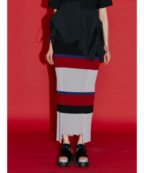 UN3D.(アンスリード)の「マルチボーダーニットスカート(スカート・レディース・ブラック/グレー・38/36)」の11枚目の写真