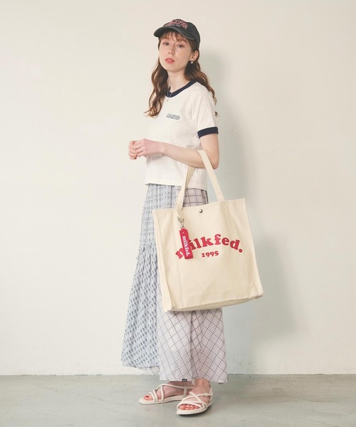 MILKFED.（ミルクフェド）の「PLAID SHEER TIERED SKIRT（スカート・レディース・ブラック/ライトグレー・ONE SIZE）」の21枚目の写真