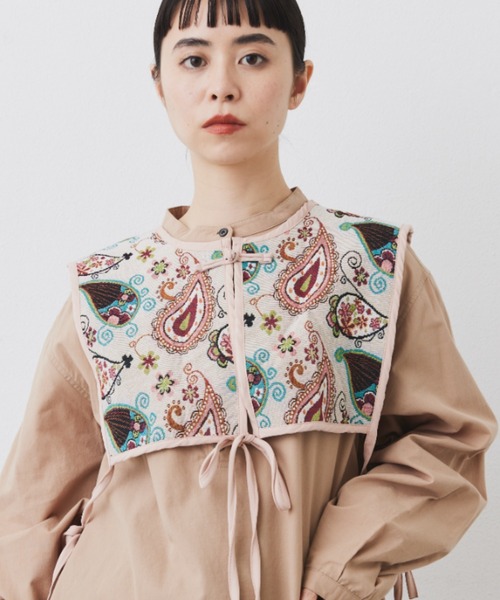 Libra Cue（リブラ キュー）の「刺繍スクエアつけ襟（付け襟・レディース・ブラック/ピンク・FREE）」の9枚目の写真