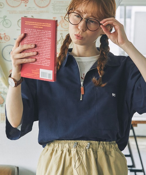 MONO-MART LADY'S（モノマートレディース）の「ワンポイントナンバリング刺繍ハーフジップシャツ（シャツ/ブラウス・レディース・サックスブルー/オフホワイト/グレー/ネイビー/ブラック/チャコールグレー/モカ・FREE）」の6枚目の写真