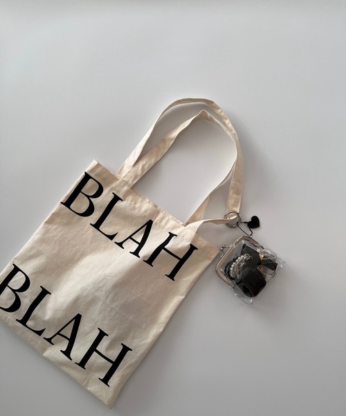 がま口バック＆がま口ポーチ Soft gadget pouch that opens wide like a clasp purse