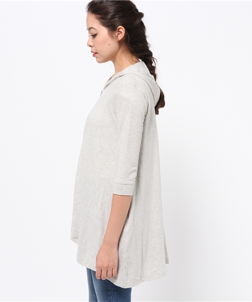 LBC(エルビーシー)の「omPU混フードジップトッパー(カーディガン/ボレロ・レディース・オフホワイト/アッシュグレー/ダークネイビー・MEDIUM/LARGE)」の9枚目の写真