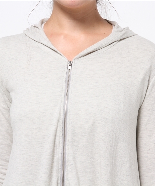 LBC(エルビーシー)の「omPU混フードジップトッパー(カーディガン/ボレロ・レディース・オフホワイト/アッシュグレー/ダークネイビー・MEDIUM/LARGE)」の11枚目の写真