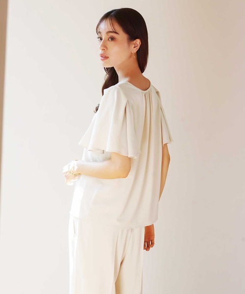 Emilyan（エミリアン）の「【魔法ブラウス】WEB限定！まるで着てないみたい！ハイストレッチカルゼワッシャー・フレアーお袖前後2wayブラウス（シャツ/ブラウス・レディース・サックスブルー/オフホワイト/ライトグレー・S/M/L）」の12枚目の写真