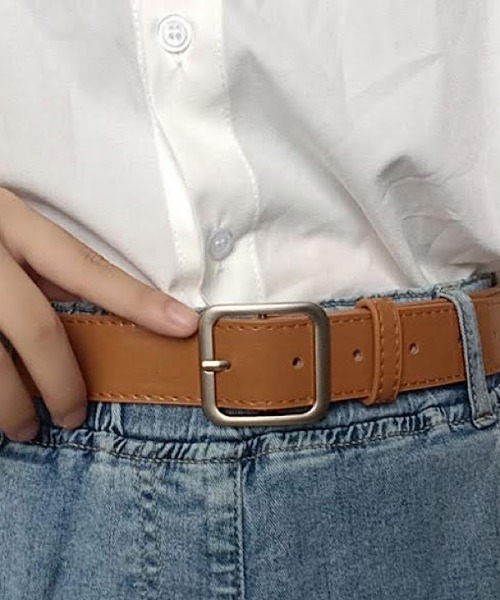 PARKS TOKYO SELECT（パークストウキョウセレクト）の「スクエアバックルベルト（ベルト・レディース・ブラック/モカ/ブラウン・FREE）」の2枚目の写真