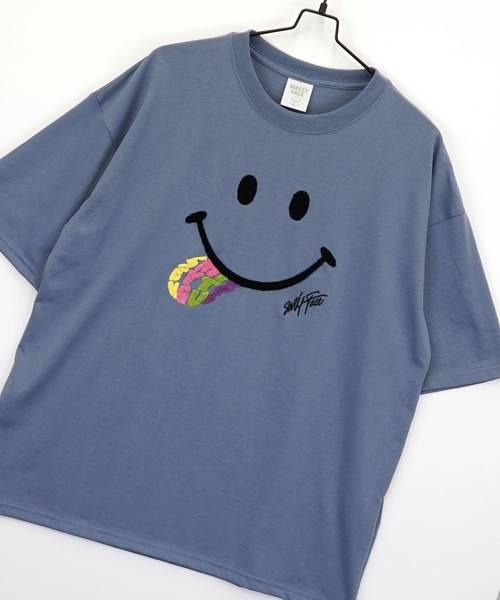SMILEY FACE(スマイリーフェイス)の「【GROOVY STORE】SMILEY FACE サガラ刺繍 オーバーサイズTシャツ UVカット&COOL&DRY(Tシャツ/カットソー・メンズ・ホワイト/ライトグリーン/ネイビー/ブラック/オフホワイト/グレイッシュブルー/レモンイエロー/スミクロ・M/L/LL)」の13枚目の写真