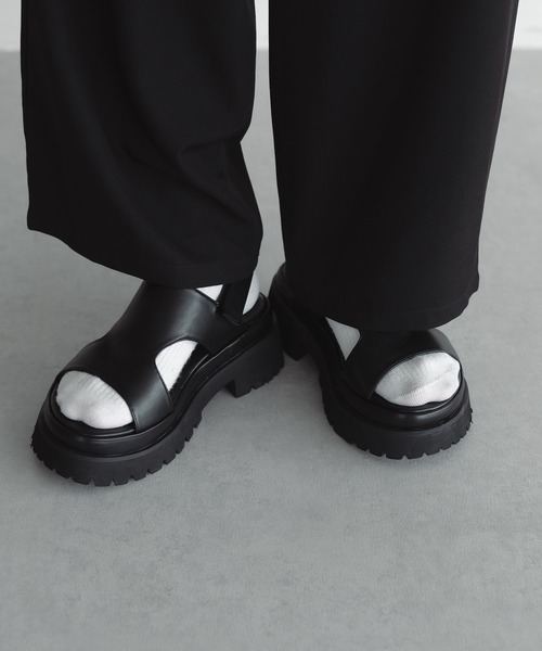 epnok（エプノック）の「タンクソールストラップサンダル（サンダル・メンズ・ブラック・SMALL/LARGE/MEDIUM）」の4枚目の写真