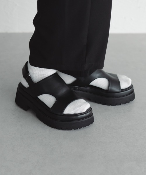 epnok（エプノック）の「タンクソールストラップサンダル（サンダル・メンズ・ブラック・SMALL/LARGE/MEDIUM）」の6枚目の写真