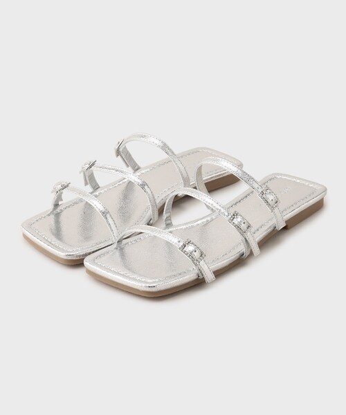 OPAQUE.CLIP（オペークドットクリップ）の「◆ビジュー付きナローストラップフラットサンダル（サンダル・レディース・シルバー/ゴールド・03/02）」の6枚目の写真