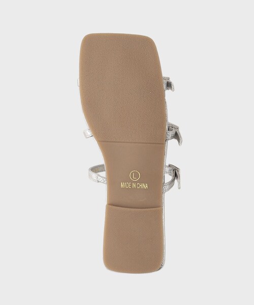 OPAQUE.CLIP（オペークドットクリップ）の「◆ビジュー付きナローストラップフラットサンダル（サンダル・レディース・シルバー/ゴールド・03/02）」の10枚目の写真