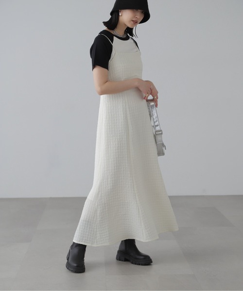 FREE'S MART(フリーズマート)の「◇【3サイズ展開XS-M】ぽこぽこチェックマーメイドキャミワンピース【低身長サイズ有】(ワンピース・レディース・ホワイト/ブラック/ブラック系その他・X-SMALL/SMALL/MEDIUM)」の9枚目の写真