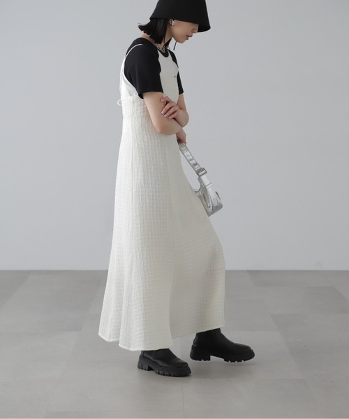 FREE'S MART(フリーズマート)の「◇【3サイズ展開XS-M】ぽこぽこチェックマーメイドキャミワンピース【低身長サイズ有】(ワンピース・レディース・ホワイト/ブラック/ブラック系その他・X-SMALL/SMALL/MEDIUM)」の6枚目の写真